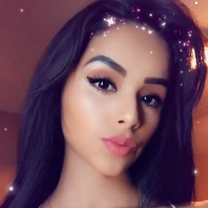 Meet your Posher, Ana